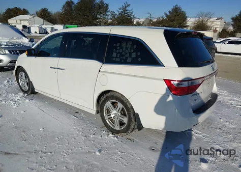 2013 Honda Odyssey Touring/Touring Elite из США, поврежденный, VIN 5FNRL5H99DB081022